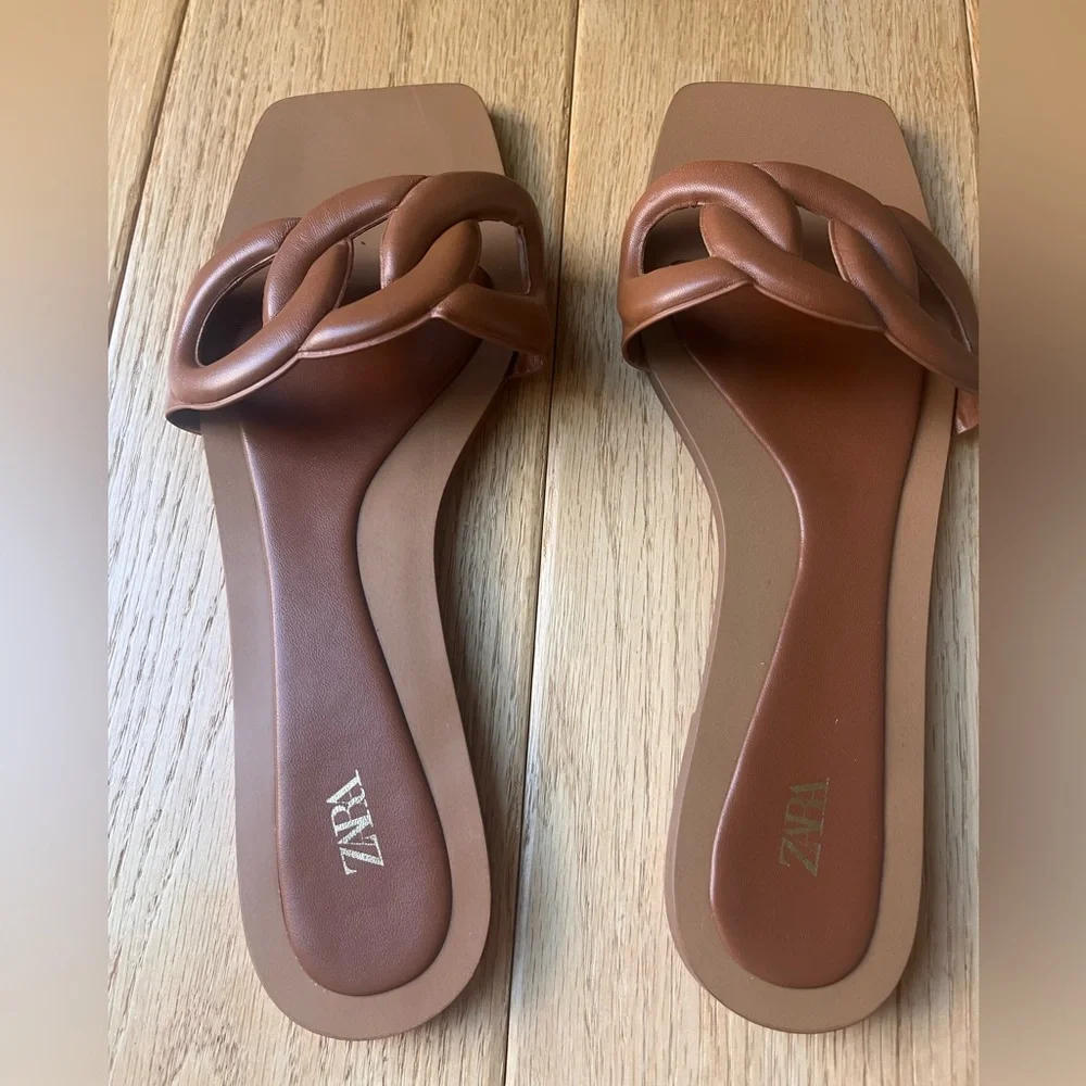Zara sandals - Picture 2 of 7